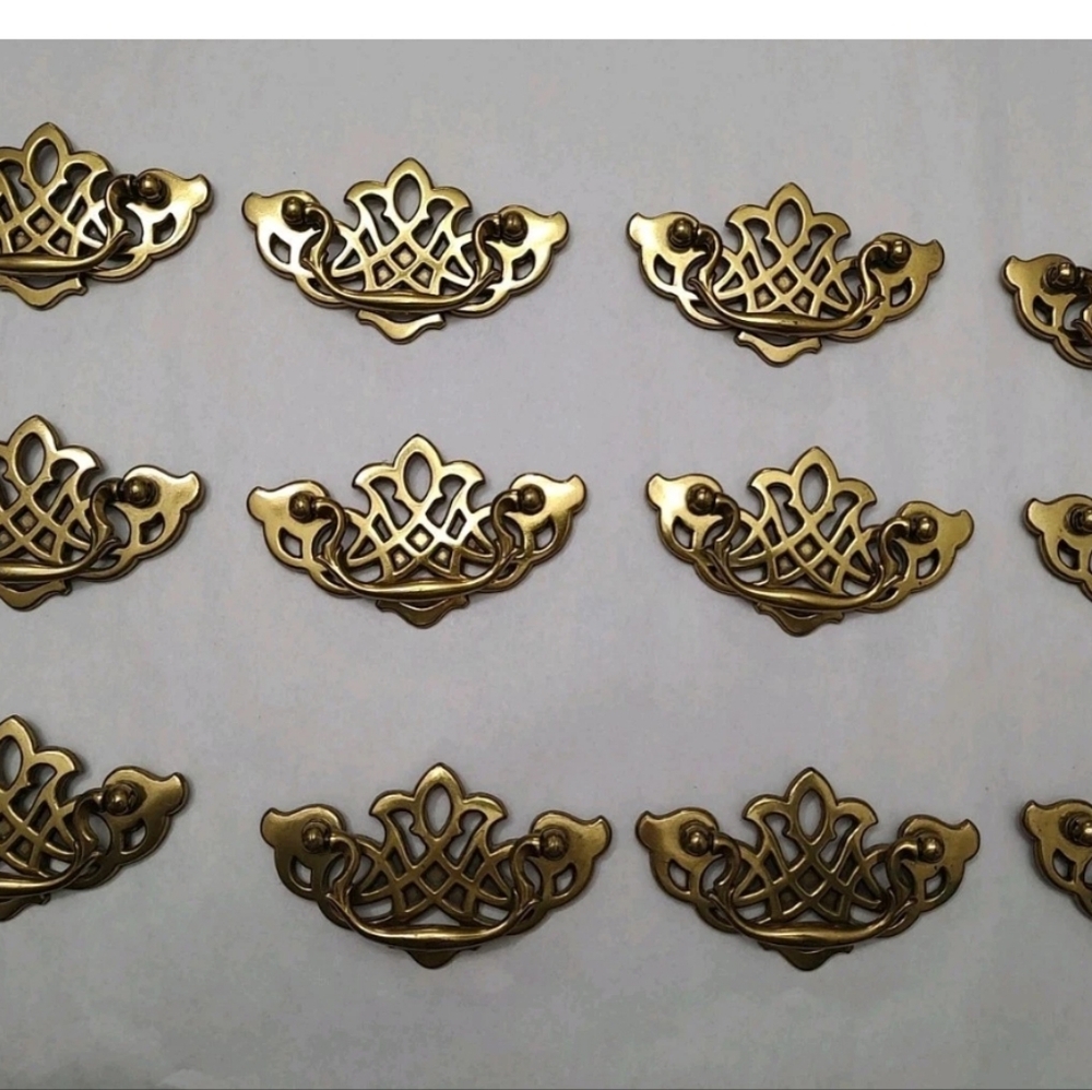 Vintage Brass Chippendale Bail Drawer Pull Flat Keeler (12) art nouveau W/Screws - Picture 3 of 11